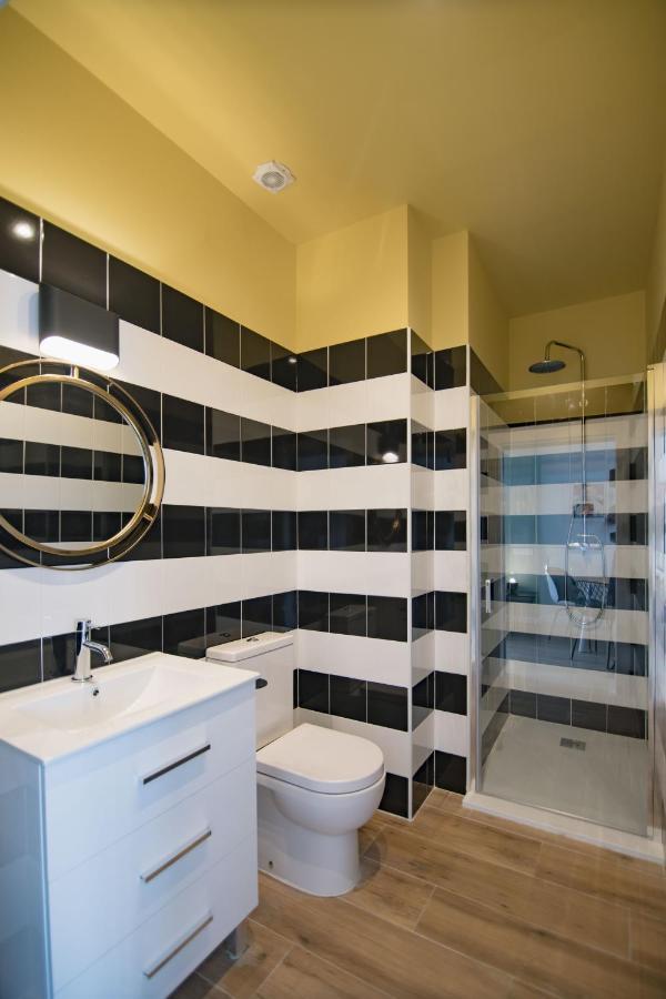 Apartamentos Libere Valencia Abastos Buitenkant foto